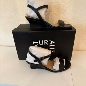 Naturalizer Woman’s  Wedge Shoes Lacey In Black SZ 6.5 M NIB